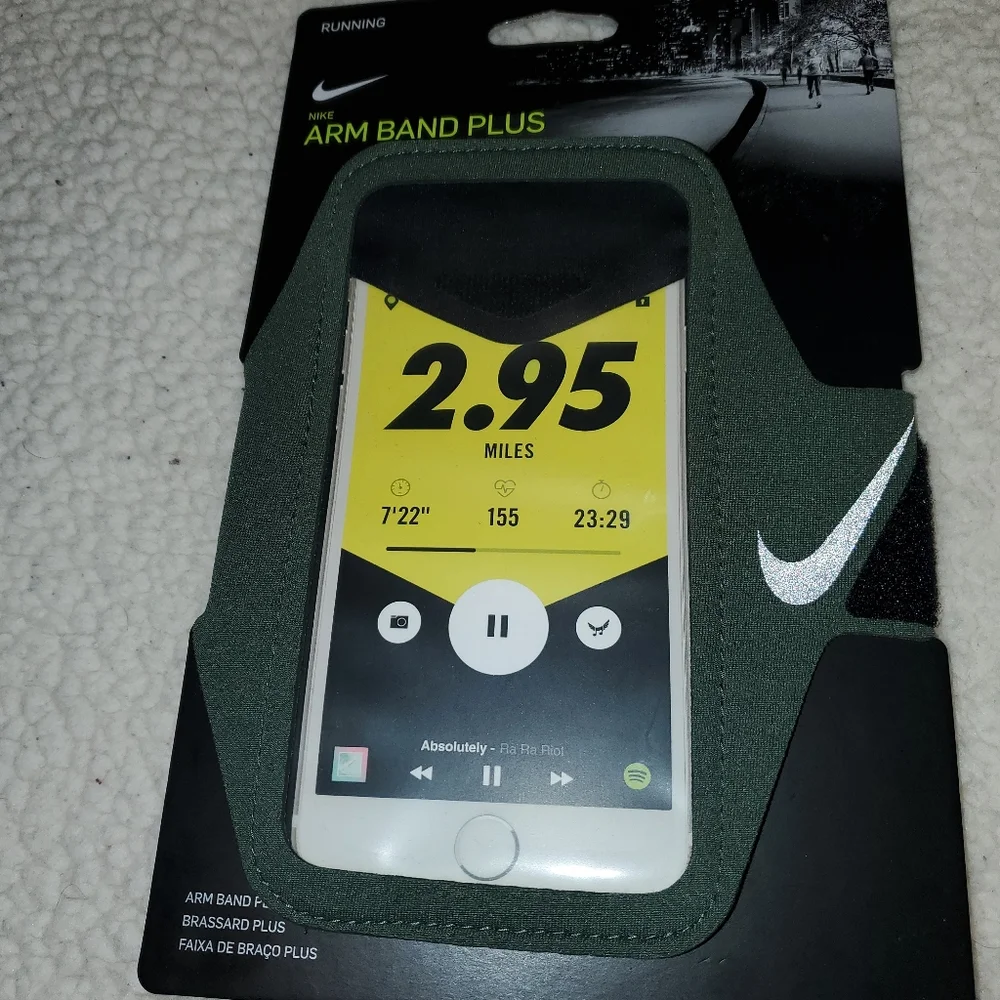 Nike arm band plus